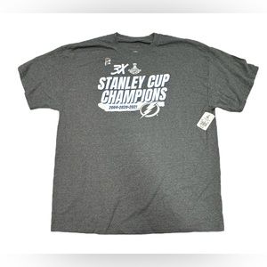 Stanley Cup Champions men’s t-shirt size XL, NWT, in perfect condition!